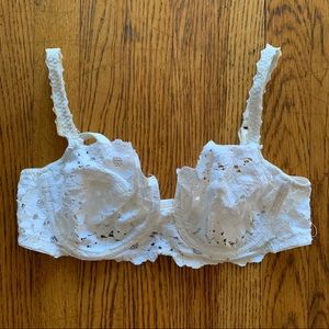 Vintage Oscar de la Renta White Lace Bra